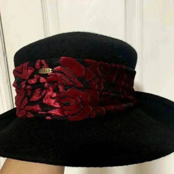 Vintage SCALA 100% wool women's black hat, rose bandana style around the hat. - Picture 1 of 10